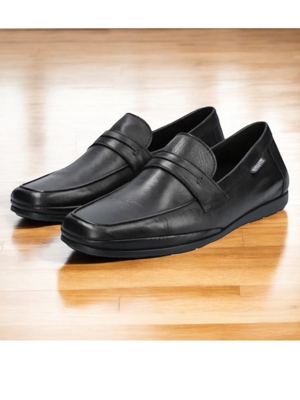 NWOT Mephisto Alexis Slip-Ons